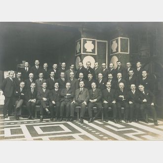 Setkání bankovních manažerů Legiobanky na sklonku roku 1927 v pražské centrále, Archiv ČNB, fond Banka československých legií