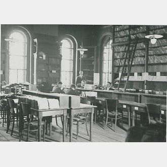 Postovni-urad-sekovy-puvodni-klasterni-knihovna
