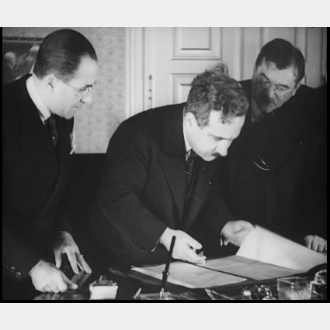 Kontrola resoluce Dr. Milanem Radosavljevićem (1887-1945), guvernérem Národní banky Jugoslávie, AČNB, arch. fond Národní banka Československá